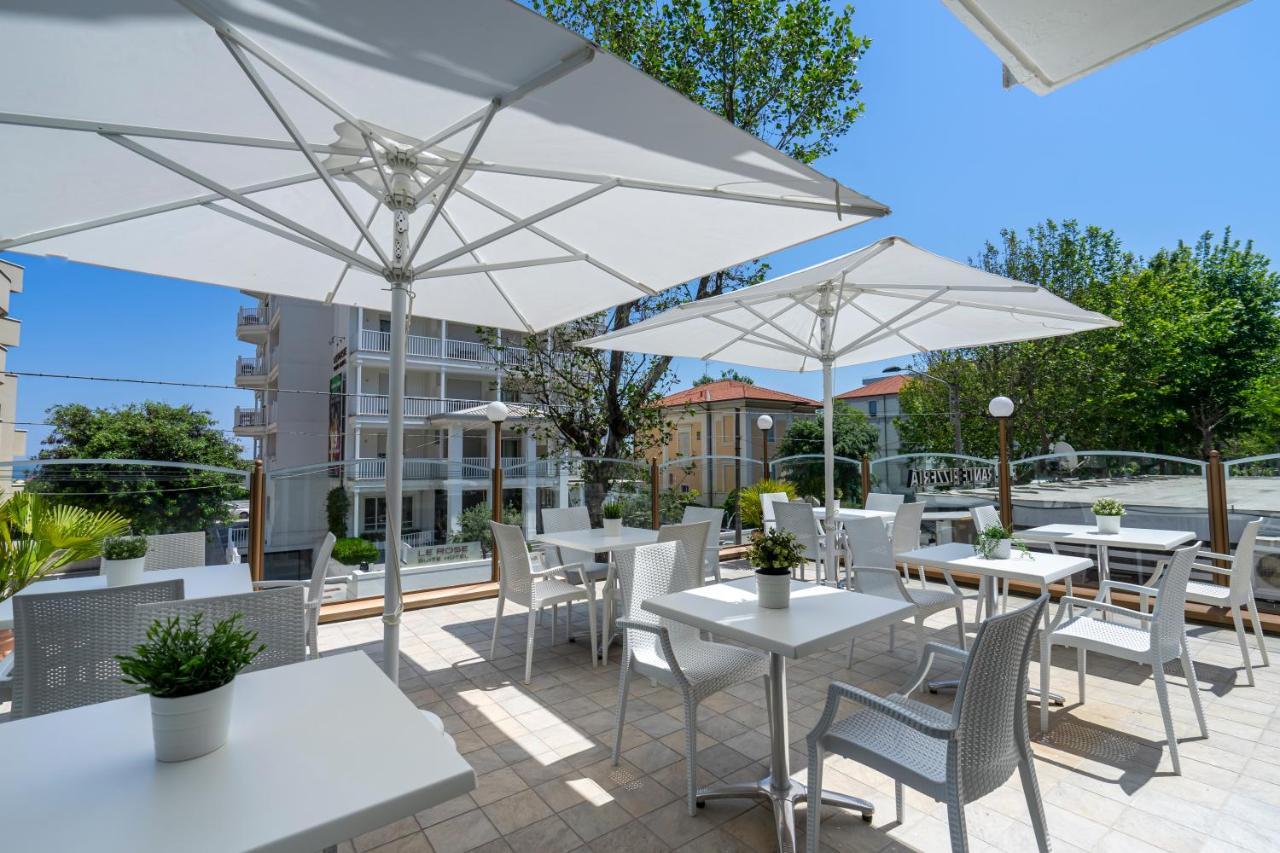 Hotel Constellation Rimini Esterno foto