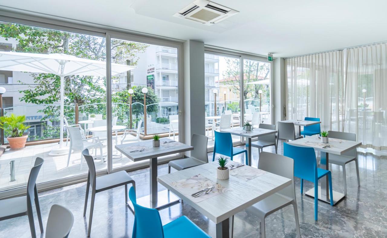 Hotel Constellation Rimini Esterno foto