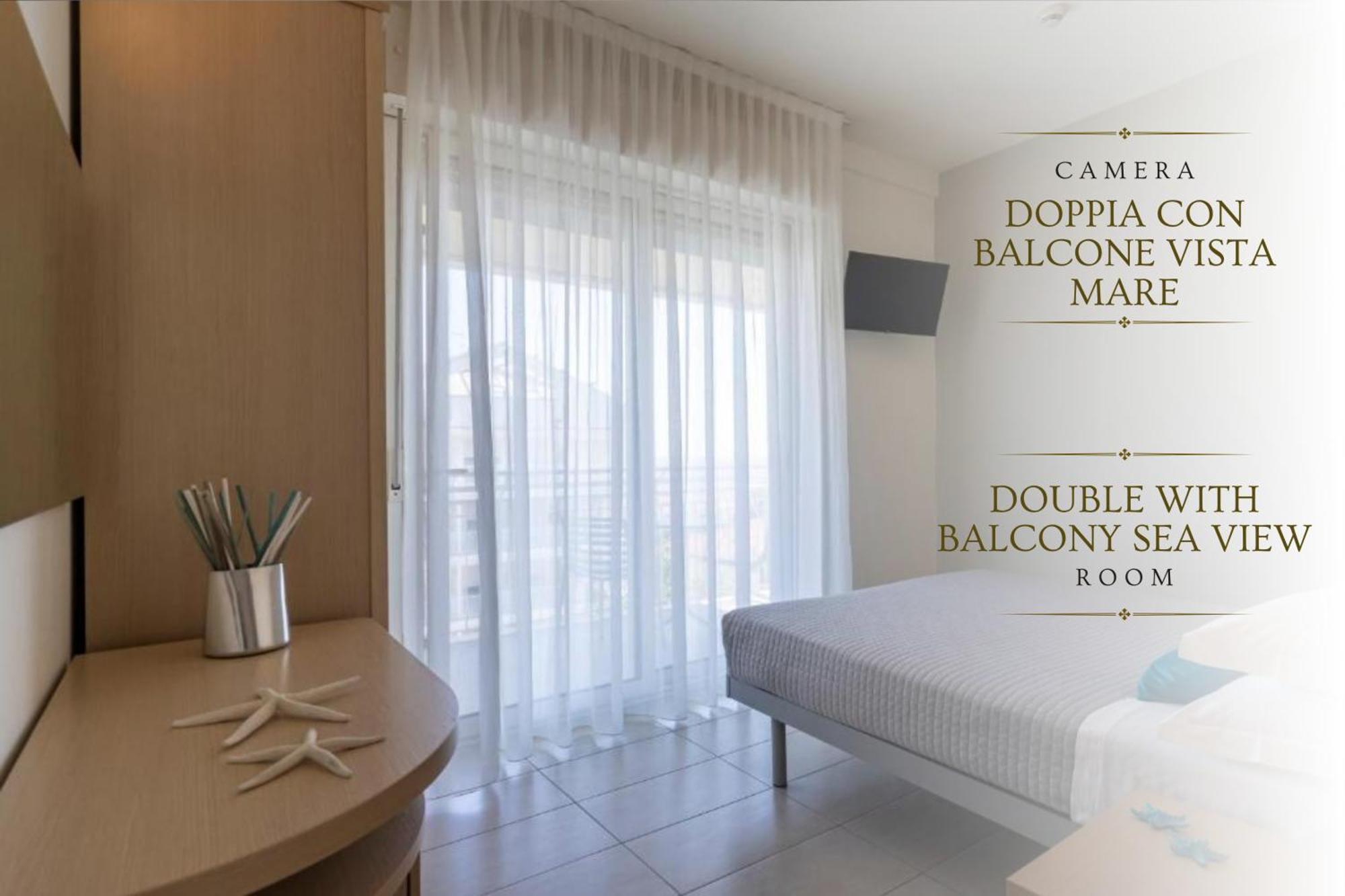 Hotel Constellation Rimini Esterno foto