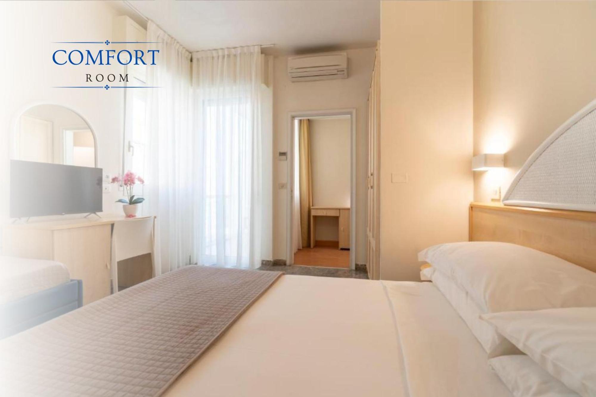 Hotel Constellation Rimini Esterno foto