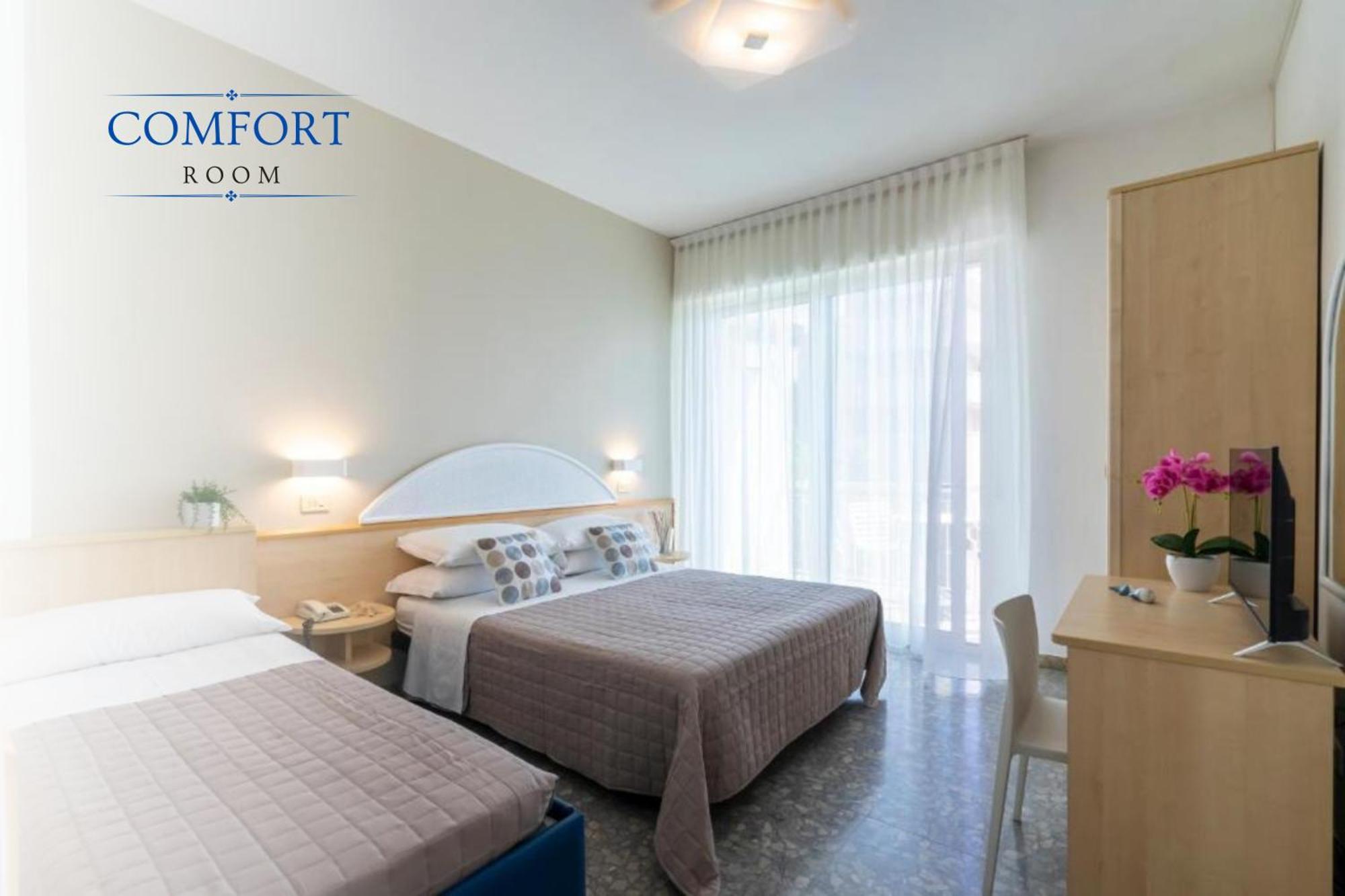 Hotel Constellation Rimini Esterno foto