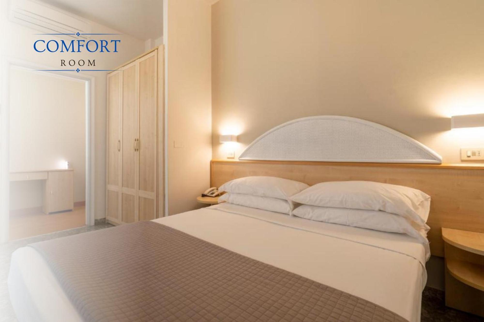 Hotel Constellation Rimini Esterno foto