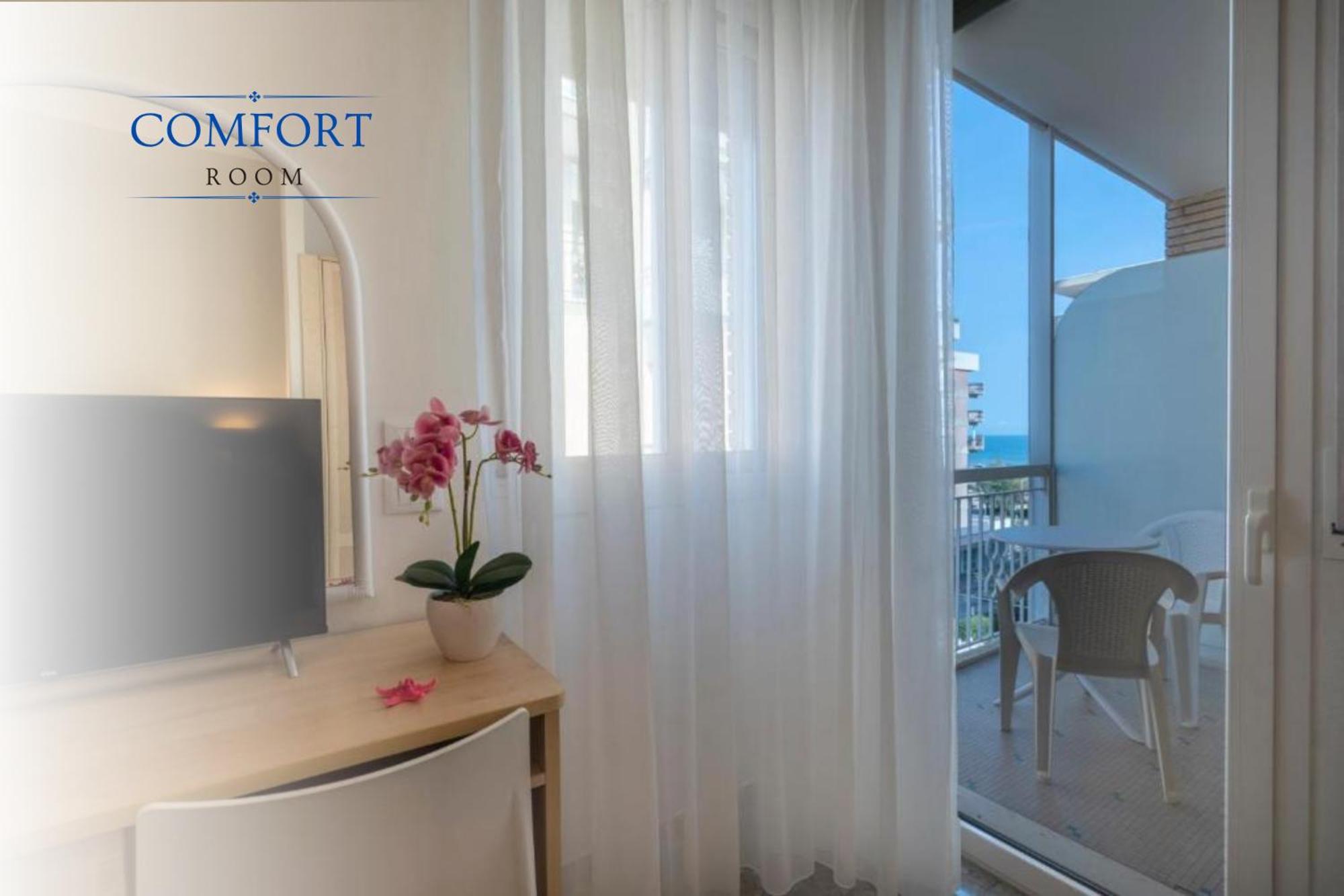Hotel Constellation Rimini Esterno foto