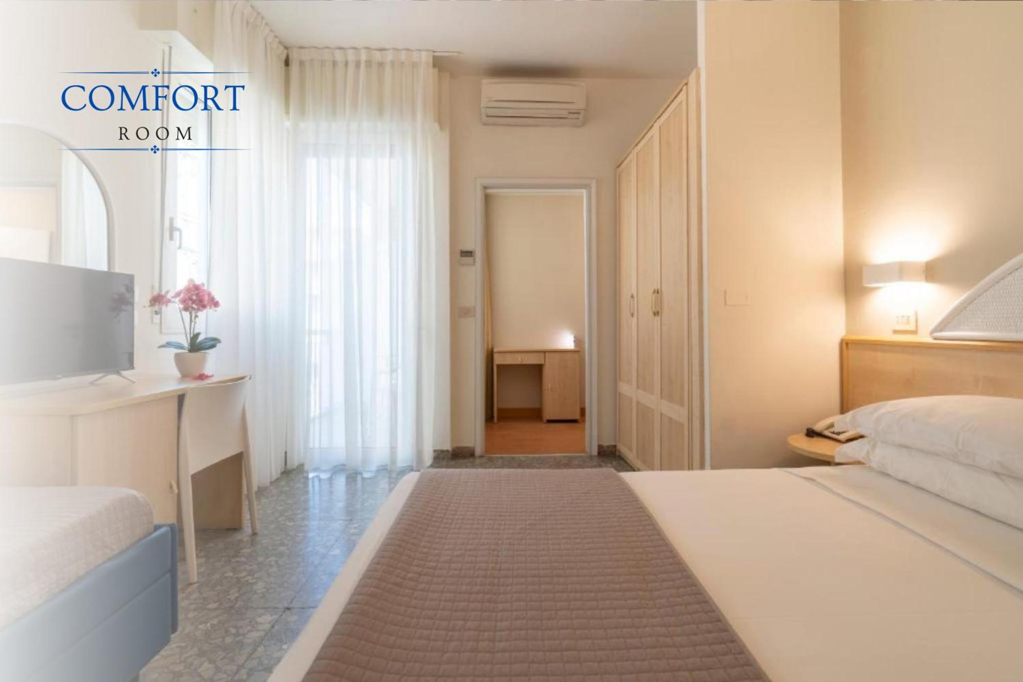 Hotel Constellation Rimini Esterno foto